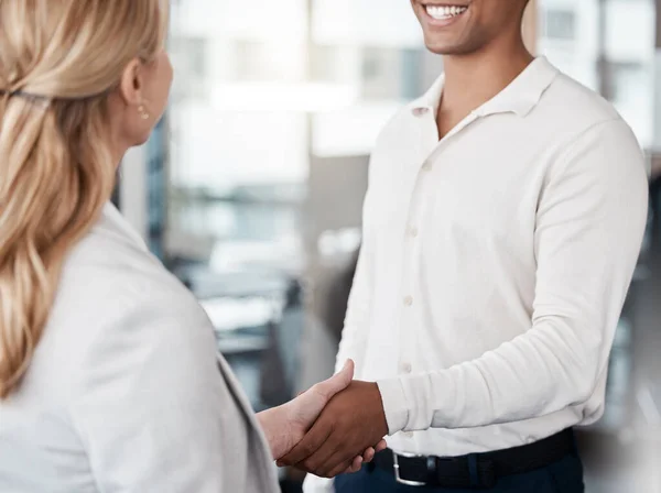 Shot Two Unrecognizable Businespeople Shaking Hands Office Work — Foto de Stock