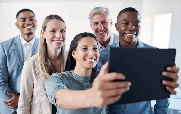 Shot Group Businesspeople Taking Selfies Together Digital Tablet Office — Stok fotoğraf