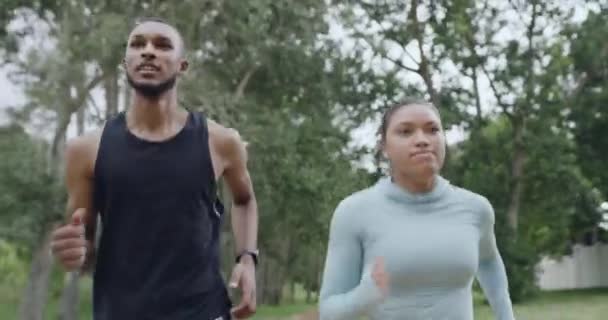 Two Fit People Running Park Enjoying Daily Exercise Fitness Routine — Vídeo de stock