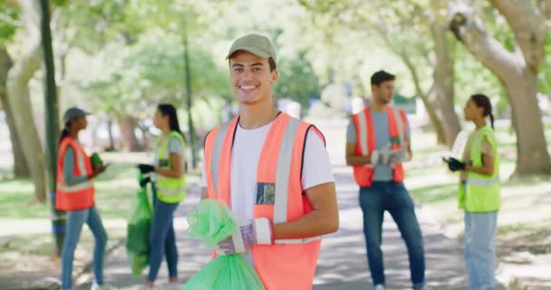 Portrait Young Man Cleaning Park Eco Friendly Community Responsible Council — 图库视频影像