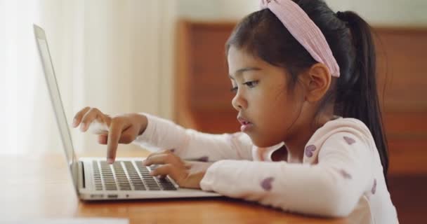 Child Learning Count Laptop Home Little Girl Working Online Playing — Vídeo de Stock