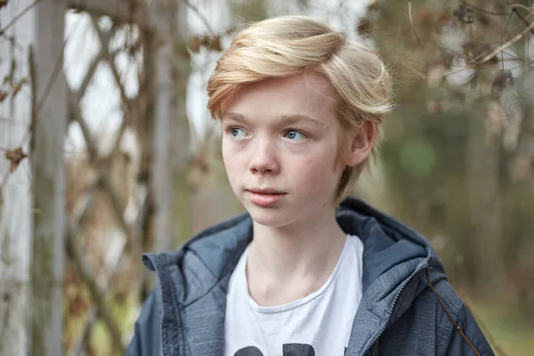 One Insecure Young Teenage Boy Thinking Feeling Shy Nervous Alone — Stock Photo, Image