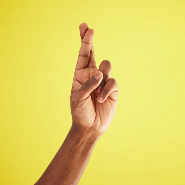 Studio Shot Unrecognisable Man Crossing His Fingers Yellow Background —  Fotos de Stock