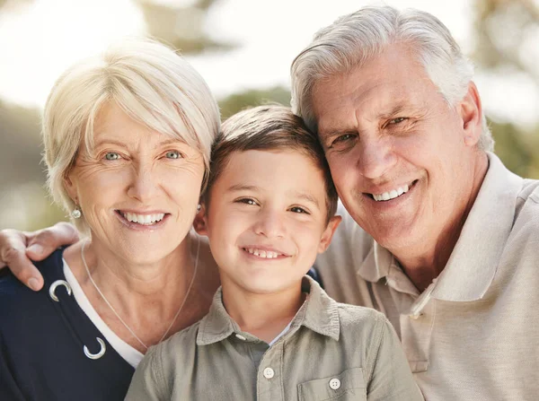Portrait Loving Caucasian Grandparents Enjoying Time Grandson Nature Smiling Little — Stockfoto
