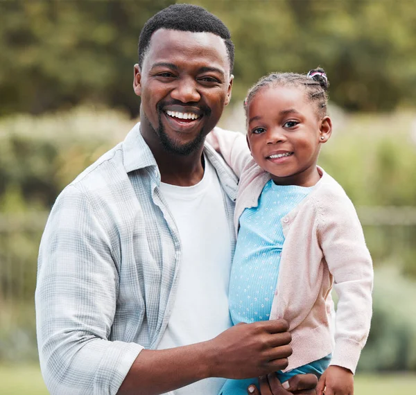 Young Man Spending Time His Daughter Garden — Stockfoto