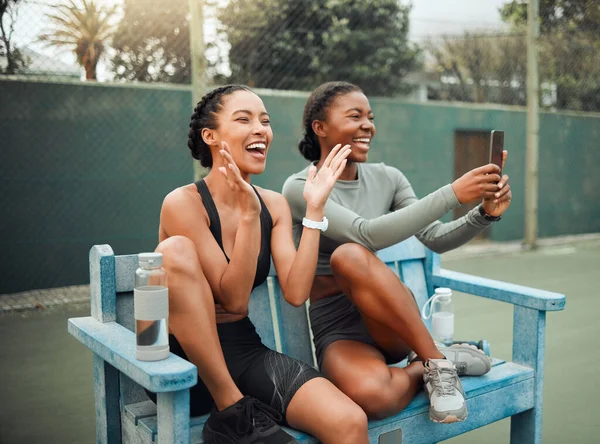 Two Attractive Young Female Athletes Sitting Bench Sports Court Watching — ストック写真