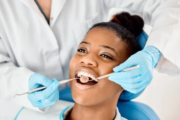 Young Female Patient Having Her Teeth Examined — Foto de Stock