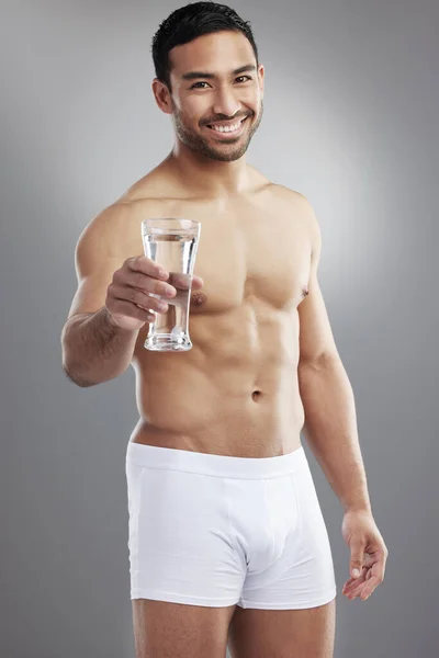 Studio Portrait Muscular Young Man Posing Glass Water Grey Background — Photo