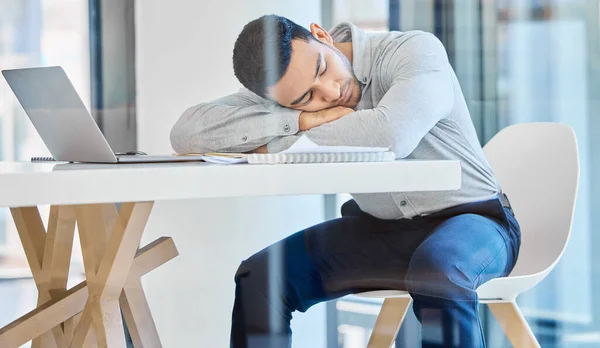 Exhausted Young Businessman Taking Nap His Desk — Fotografia de Stock