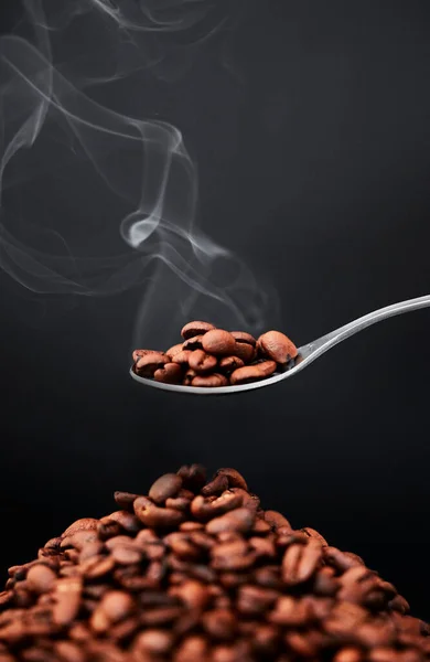 Still Life Shot Coffee Beans Grey Background — ストック写真