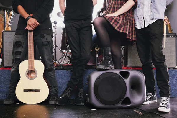 Unrecognisable Group Musicians Standing Studio Day — Stockfoto