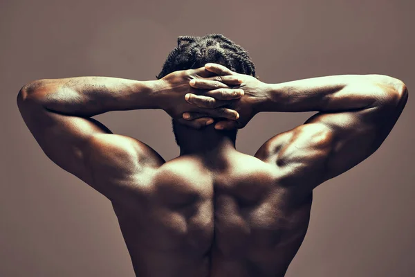 Muscular Unrecognizable Man Posing Studio Grey Background — Foto Stock