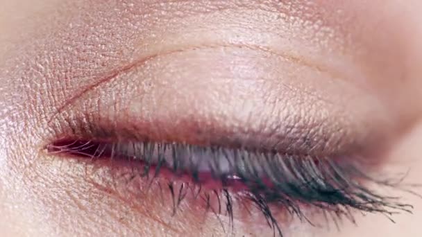 Video Footage Digitally Enhanced Eye Unrecognizable Woman — ストック動画