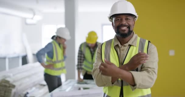 Video Footage Confident Man Working Construction Site His Colleagues Having — Vídeo de Stock