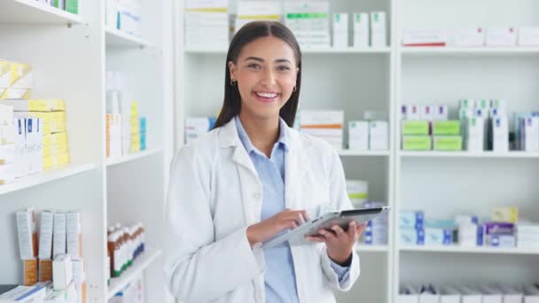 Portrait Pharmacist Checking Inventory Online Orders Using Digital Tablet Chemist — Stockvideo