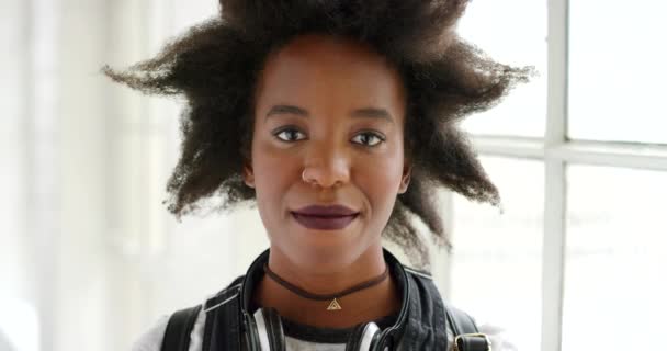 Edgy Young Black Woman Stylish Afro Smiling Camera Portrait Happy — Stockvideo