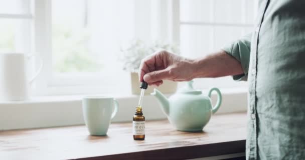 Video Footage Unrecognizable Senior Man Preparing Cup Medicinal Tea Home — Video