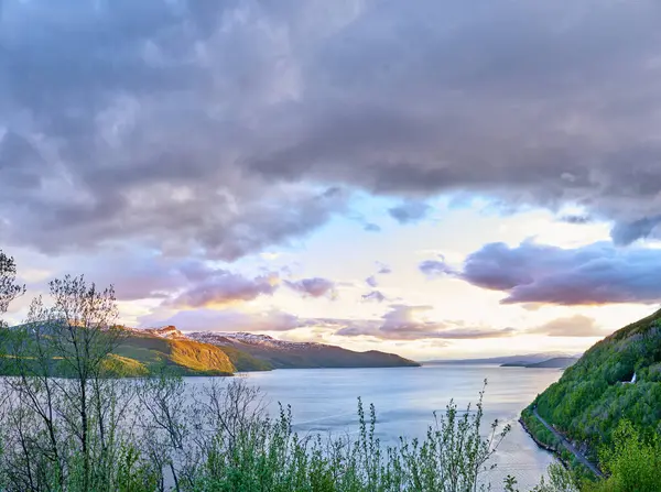 Scenic View Lake Ocean Sea Cloudy Sky Sunset Copy Space — Stok fotoğraf