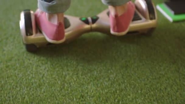 Person Riding Hoverboard While Break Work Colleagues Creative Trendy Startup — Vídeo de stock