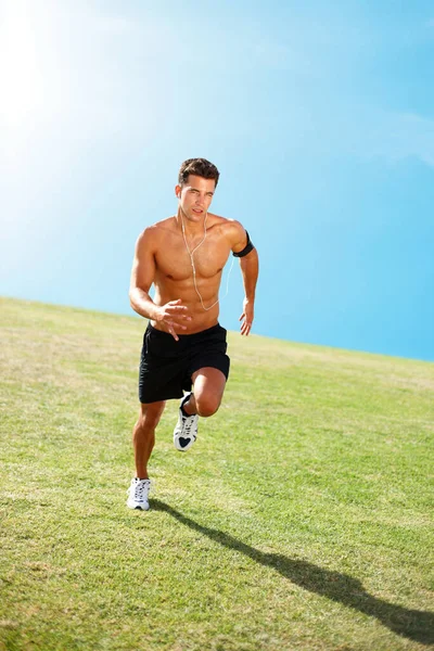 Portrait Fit Young Man Running Sky Copyspace — Fotografia de Stock