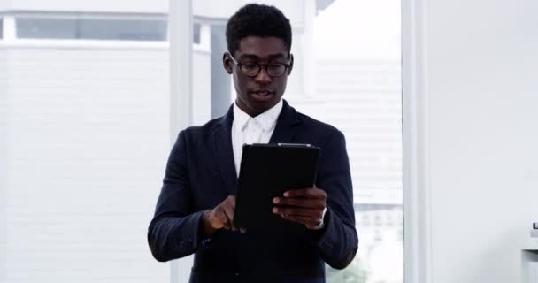 Video Footage Handsome Young Businessman Using Digital Tablet While Standing — Vídeo de Stock