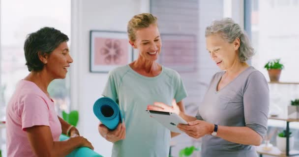 Two Pilates Members Signing Health Fitness Class Instructor Using Digital — Vídeos de Stock