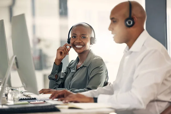 Portrait Happy Young African American Call Centre Telemarketing Agent Talking — 스톡 사진