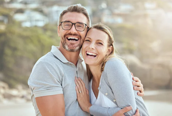 Portrait Happy Loving Mature Caucasian Couple Enjoying Romantic Date Beach — Stockfoto