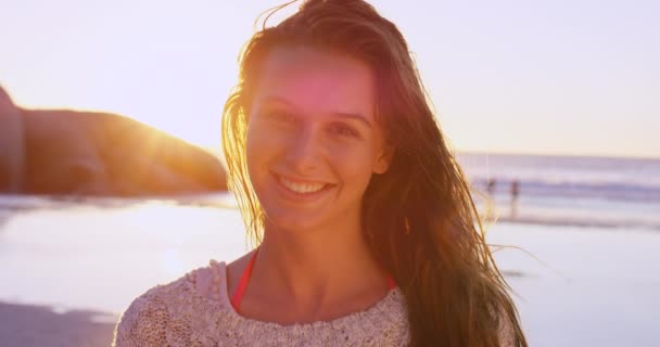 Video Footage Attractive Young Woman Standing Alone Beach Sunset — Stockvideo