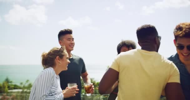 Video Footage Group Friends Meeting Having Drinks Together Outdoors — Αρχείο Βίντεο