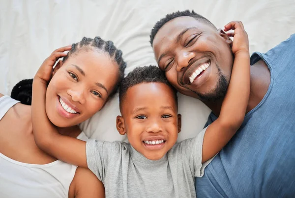 High Angle Shot Happy Family Relaxing Bed Together Home — Stock Photo, Image