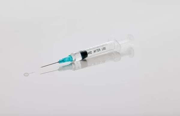 Closeup Shot Needle Empty Studio — Stockfoto