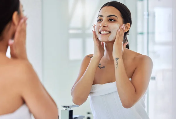 Young Woman Washing Her Face Bathroom Home — Stok Foto