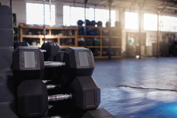 Stacked Piled Heavy Dumbbell Weights Arranged Empty Gym Nobody Day — Fotografia de Stock