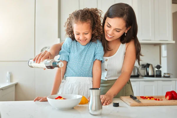 Happy Mixed Race Mother Little Daughter Cooking Together Kitchen Woman — Stock Fotó