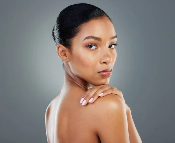 Beautiful Young Woman Posing Grey Background — Stock fotografie