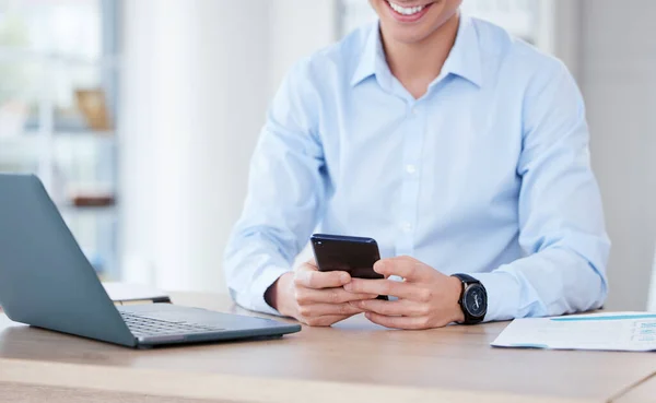 Young Businessman Using Phone Office Work — Stockfoto