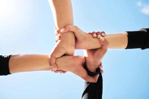 Group Diverse People Arms Interlinked — Stockfoto