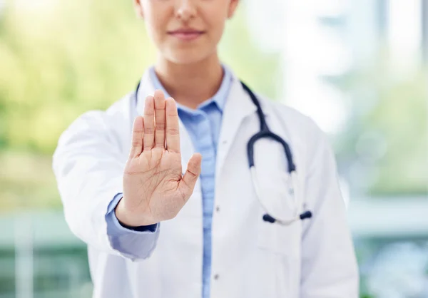Closeup Shot Unrecognisable Doctor Gesturing Her Hand Hospital — Φωτογραφία Αρχείου