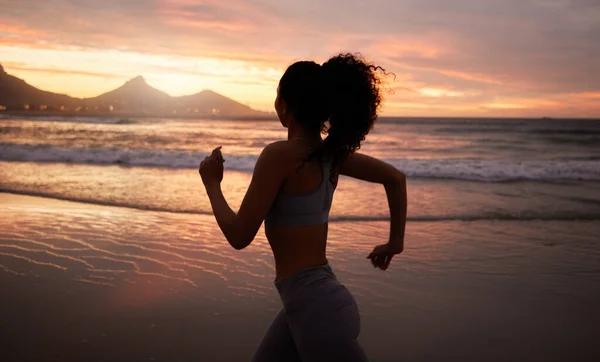 Woman Out Run Beach Sunset — Photo