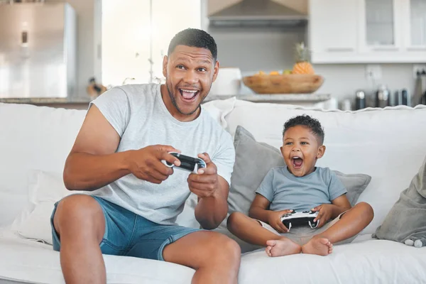 Young Man Playing Video Games His Son Home — Foto Stock