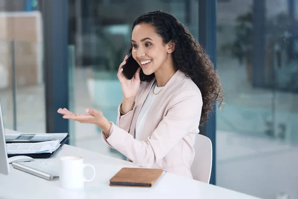 Young Happy Mixed Race Businesswoman Call Using Her Phone Desktop — ストック写真