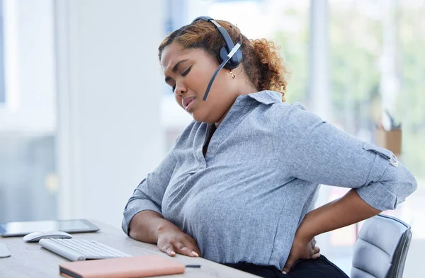 One Young Stressed Mixed Race Female Call Centre Telemarketing Agent — Fotografia de Stock