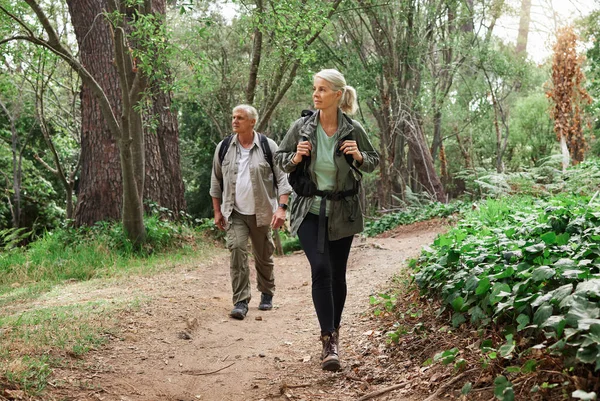 Mature Caucasian Couple Out Hike Together Senior Man Woman Smiling — Foto Stock