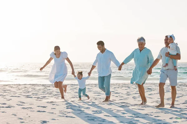 Multi Generational Family Spending Time Together Beach — Stockfoto