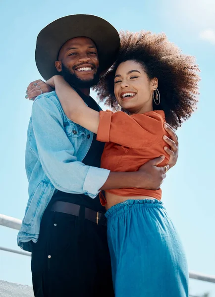 Portrait Two Young Diverse People Embracing Smiling While Wearing Trendy — Stockfoto