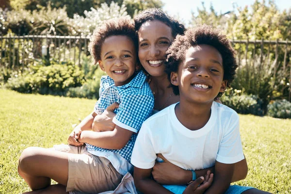 Adorable African American Boys Sitting Mothers Lap Carefree African American — Stockfoto