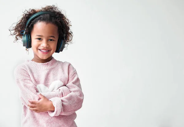 Daughter Bundle Firsts Excite Little Girl Standing Crossed Arms Grey — Foto de Stock