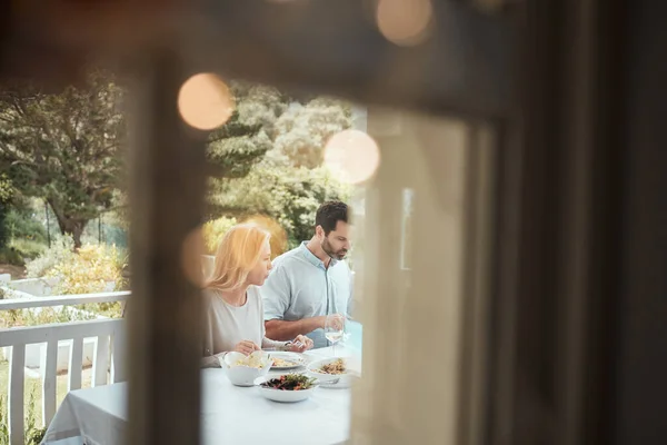 Family Dinner Seven Thirty Shar Couple Having Lunch Home — 스톡 사진