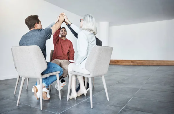 Diverse Group Businesspeople Giving Each Other High Five Sitting Meeting — Fotografia de Stock